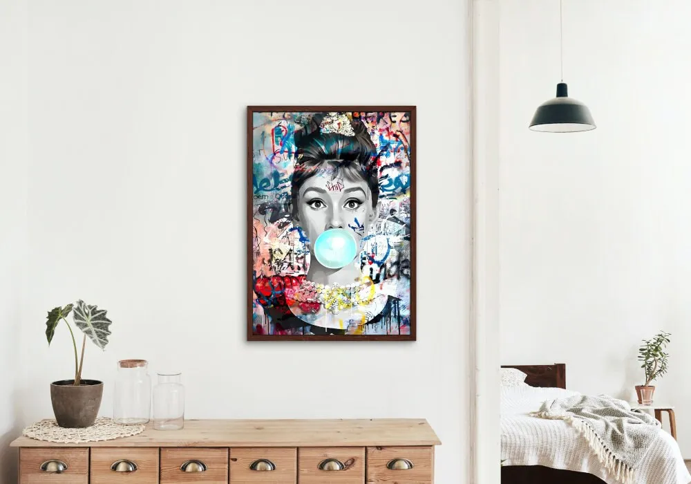 Audrey Hepburn Bubble Gum Street Style Wall Art PRINTABLE WALL ART, Graffiti Print, Banksy Wall Decor, Trendy Pop Art, Street Style Decor
