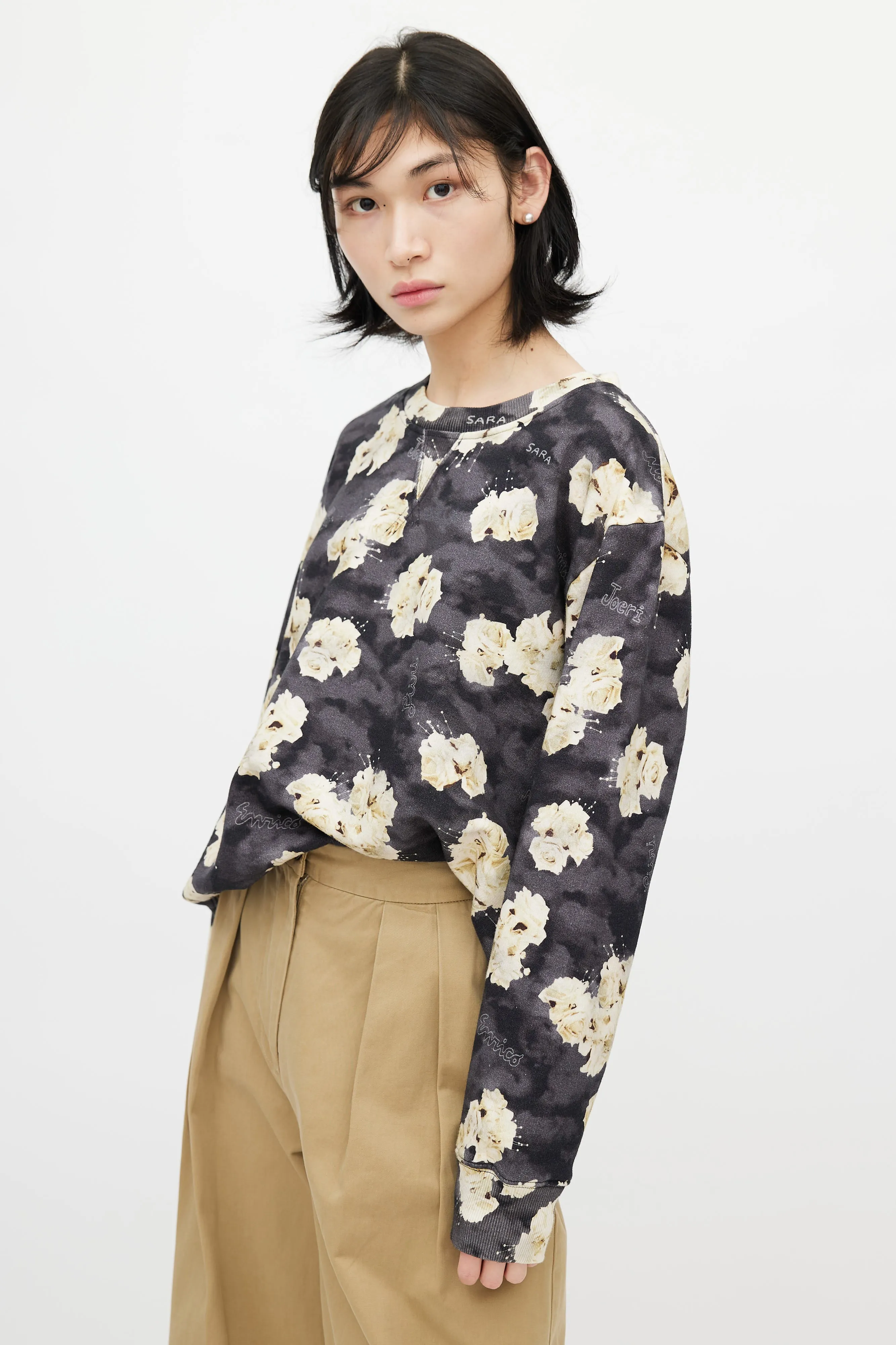 Black & Cream Graffiti Floral Sweatshirt