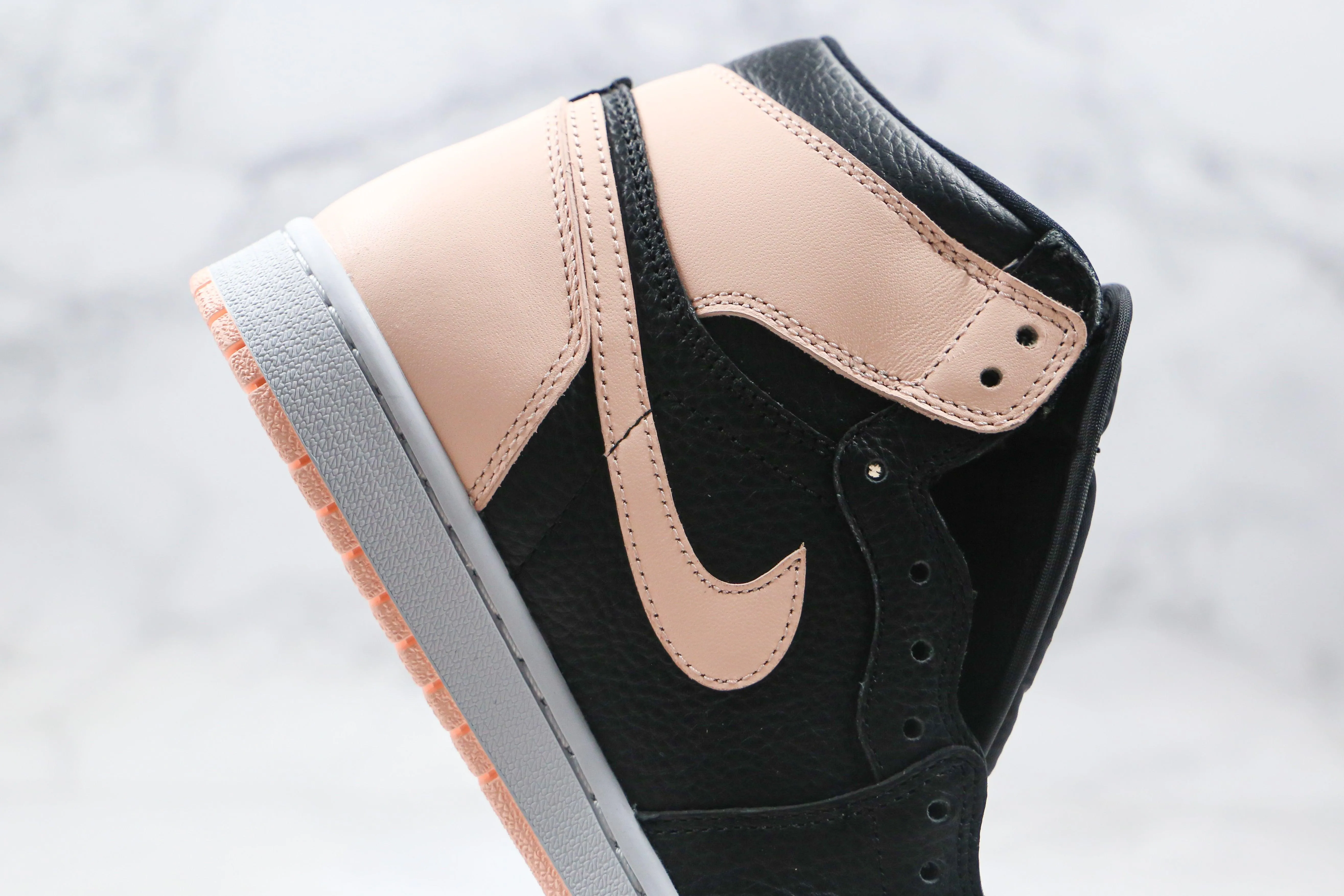 Custom Air Jordan 1 High OG “Crimson Tint” AJ1 High Q