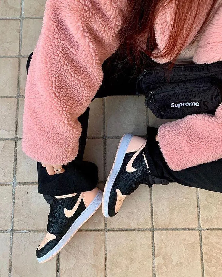 Custom Air Jordan 1 High OG “Crimson Tint” AJ1 High Q