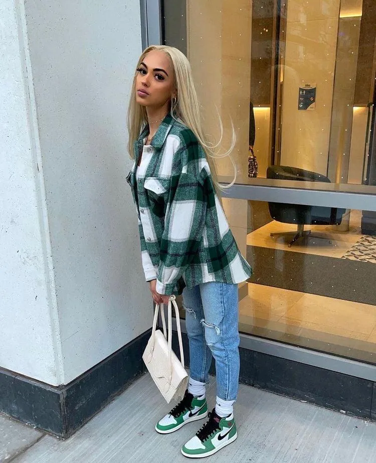 Custom GREEN Jordan 1 High Q