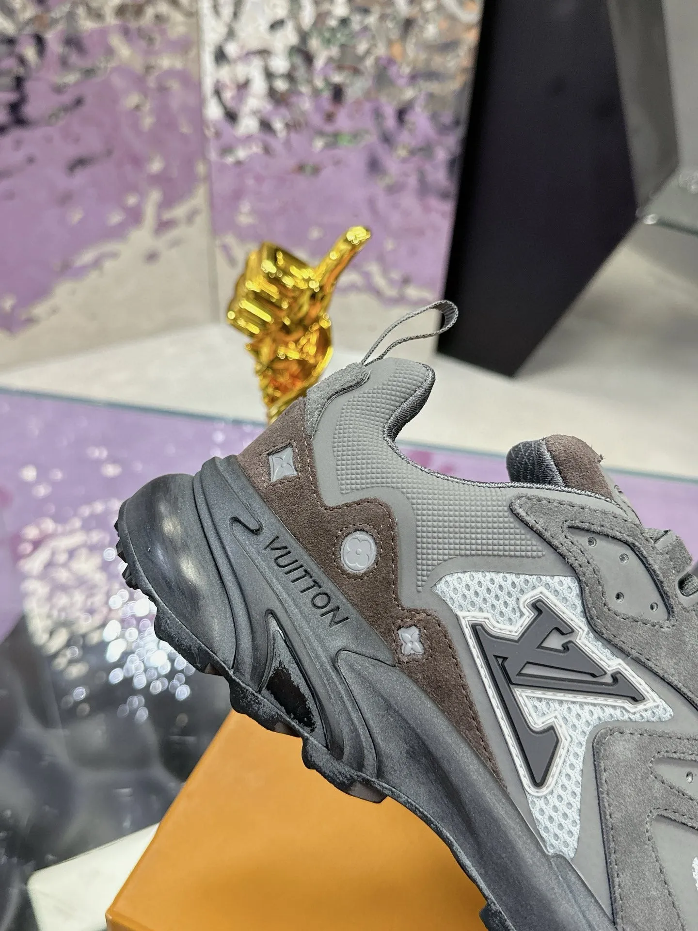 Custom LuVi Runner Tatic MJ00420
