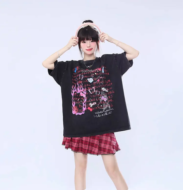 Kawaii Japanese Hello Kitty Graffiti Print T-shirt